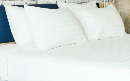 Why Professional Hotel Bedding Laundry Services in London Matter for Guest Satisfaction