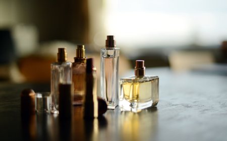 Best Perfumes for Women Pakistan – Expert Reviews & Recommendations